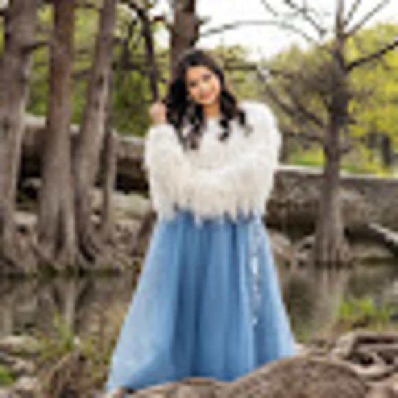 Meet your Posher, Devin - Picture 1 of 1